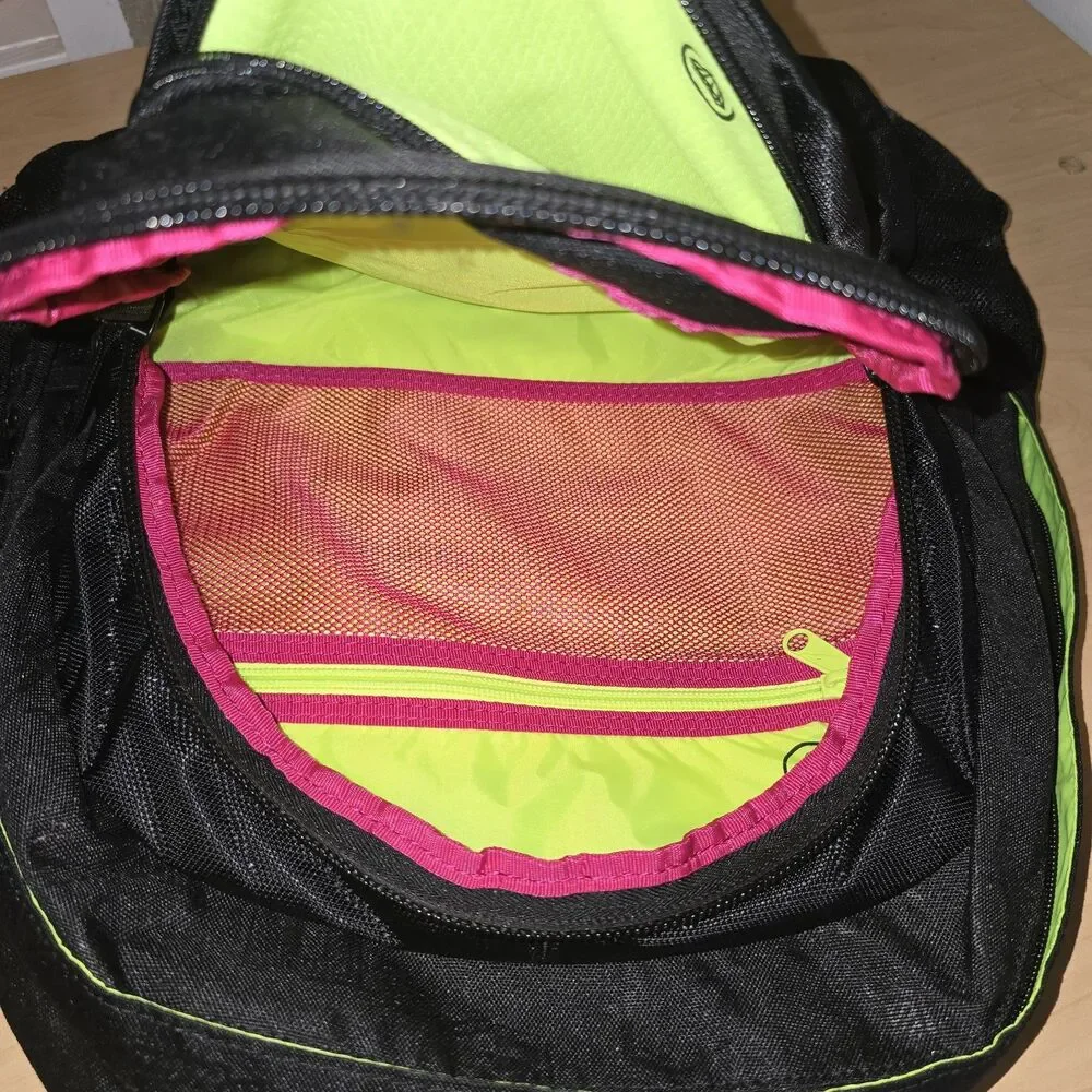 NIKE Womens Backpack Sports training Bag Black Multi Pocket Zip